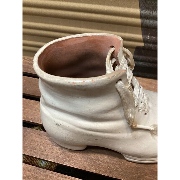 Vintage 3.5" Porcelain Baby Shoe With Laces Planter Nursery Decor Baby Shower - Picture 4 of 11